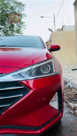 هیۆندای ئەلەنترا